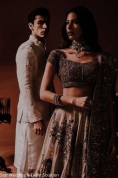 romantic wedding couple poses