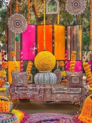 Colorful Drapes and Fabrics Mehndi Decoration