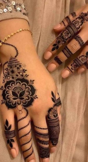 Arabic Mehndi Design
