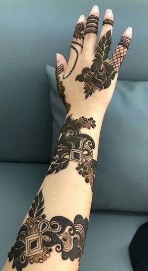 Arabic Mehndi Design