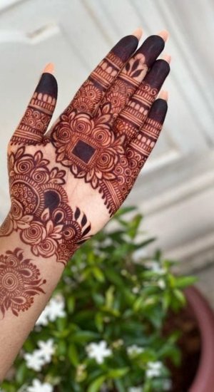 Arabic Mehndi Design